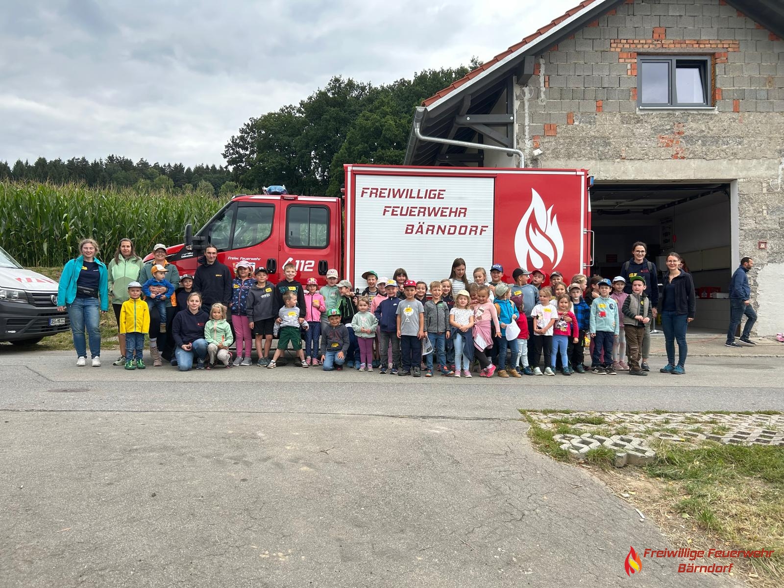 Ferienfreizeitprogramm der Feuerwehr – Ein spannender Tag im Wald